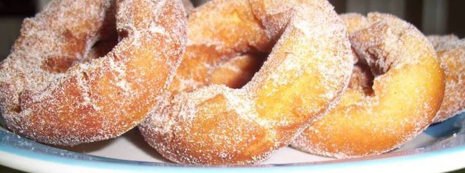 Rosquinha de Leite Condensado Rosquinha de Leite Condensado