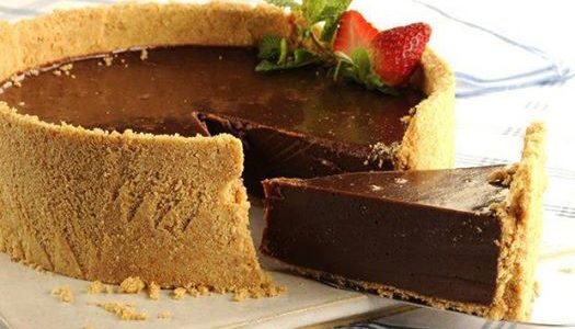 Deliciosa torta gelada de chocolate! Deliciosa torta gelada de chocolate!